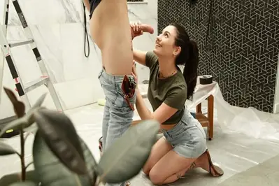 Brunette Bertato Ngisep Kontol Gede Deepthroat Sampe Tenggorokan Penuh