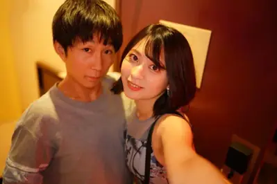 IPX-978 Kakak Seksi Jual Memek Premium Malam-Malam Panas